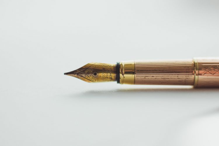 Il testamento olografo, per essere valido, deve essere intera...