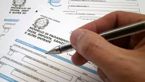 Costituisce illecito (anche) deontologico il comportamento de...