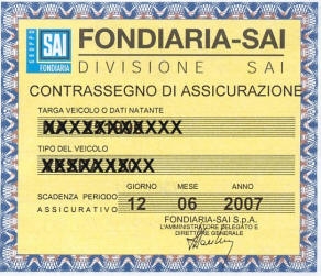 Contrassegno di assicurazione solo apparentemente valido e pr...