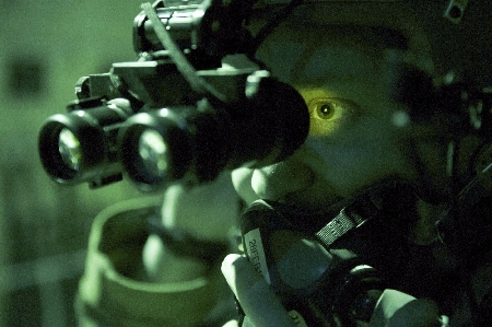 Gara per vestiario combat. Ditta esclusa perchè il berrettino...