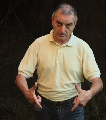 Un avvocato in attesa del processo che lo avrebbe visto diret...