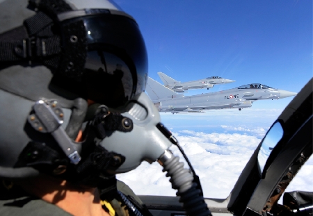 Maggiore Pilota in congedo dell'Aeronautica Militare, rimane ...