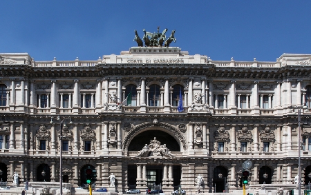Il ricorrente deve indicare la questione non trattata dal Giu...