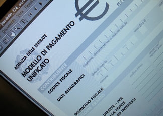 La cartella di pagamento notificata al marito può essere impu...