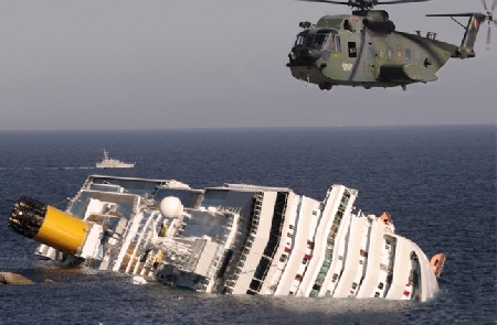 Nave Costa Concordia: soccorso ai naufraghi. 15° Stormo Aeron...