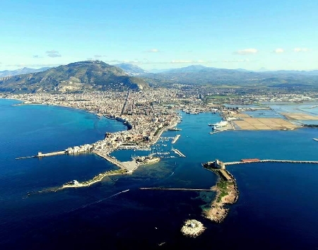 Trapani. Ex dirigente dell'Autorità portuale fa causa al Mini...
