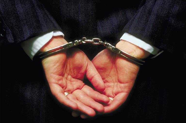 Abuso di autorità contro arrestati o detenuti: il gioco del s...