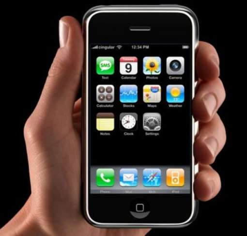 Apple, su ordine del Tribunale, dovrà trasferire i dati perso...