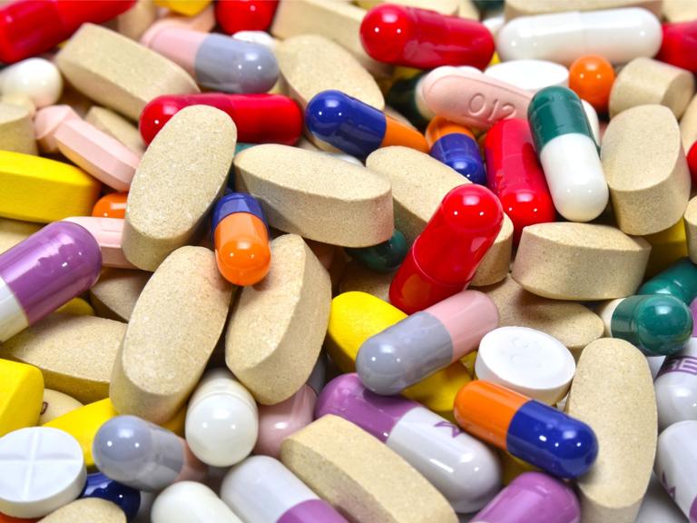 La responsabilità del produttore di farmaci difettosi e stand...