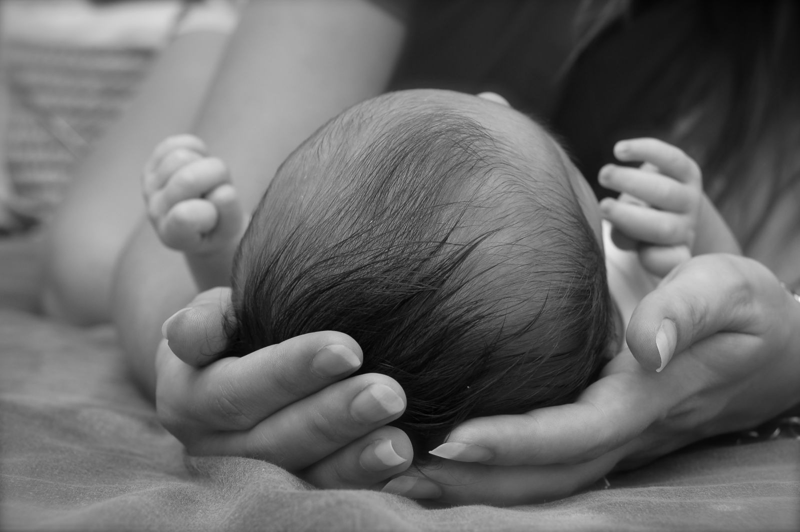 La Cedu sull'ordine dei cognomi da dare ai figli: premett...