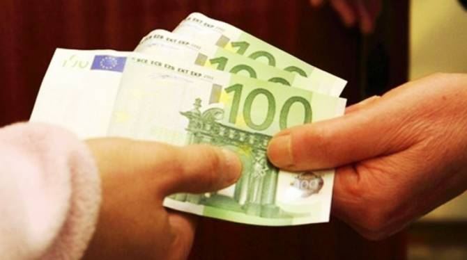Richiedere una somma di denaro non corrispondente al credito ...
