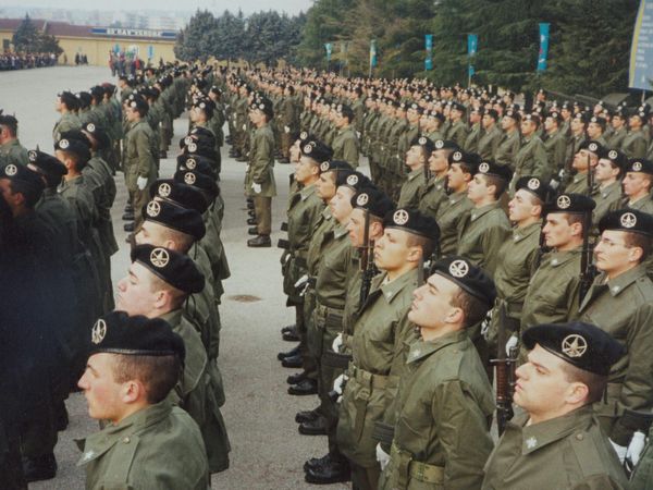 Militare di leva morto a causa della meningite contratta nell...