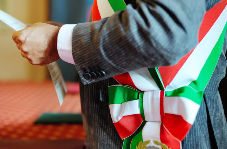 E' sufficiente la procura alle liti sottoscritta dal Sind...