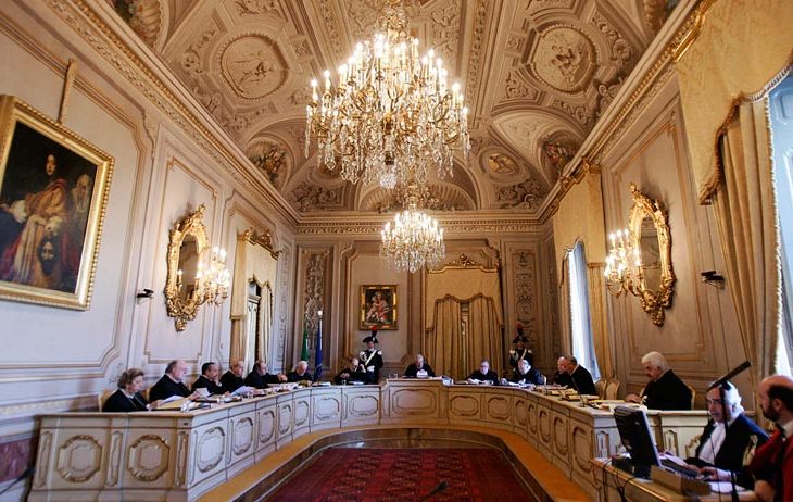 La Corte Costituzionale ha dichiarato l'illegittimità cos...