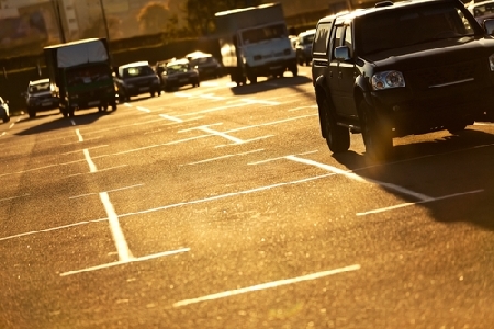 Legittimazione passiva. Area parcheggio condominio.