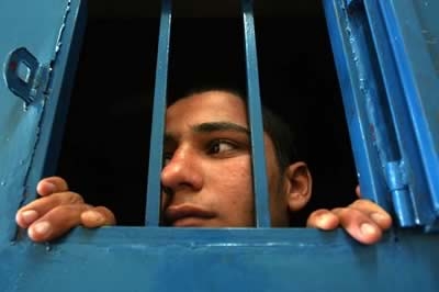 Collaboratore di giustizia deve scontare 18 anni. No all'affi...