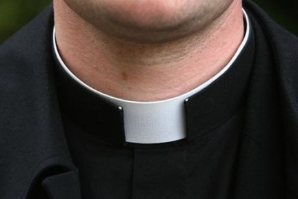 Truffa un sacerdote e viene condannato a 4 anni di reclusione...