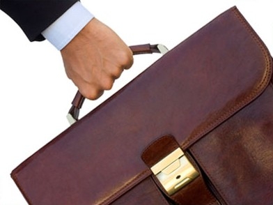Il commercialista e la psicologa non sono abilitati a fare an...