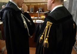Legittimo impedimento del difensore: deve essere comunicato p...