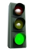 Parte a razzo con lo scattare del verde del semaforo.Travolge...