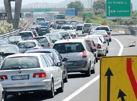 Il guidatore deve essere più prudente nei pressi di cantieri ...