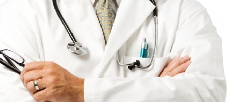 Un medico non dissente e si adegua alla decisione erronea del...