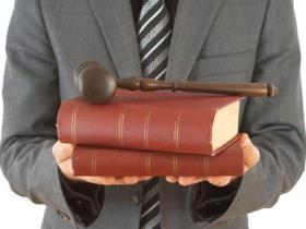 Il professionista che ha assunto personale in base alla L.407...