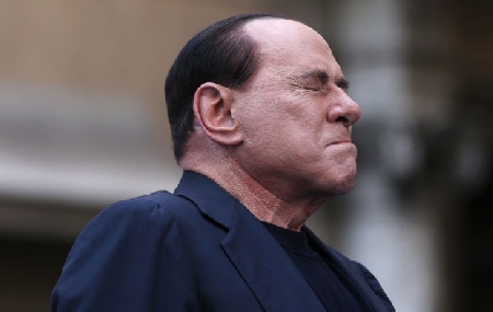 Berlusconi non si arrende. Presentati sei pareri. Parere sull...