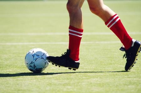 Partita di calcetto : il proprietario o il gestore del campo ...
