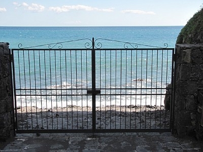 Interventi edilizi realizzati su area demaniale marittima in ...