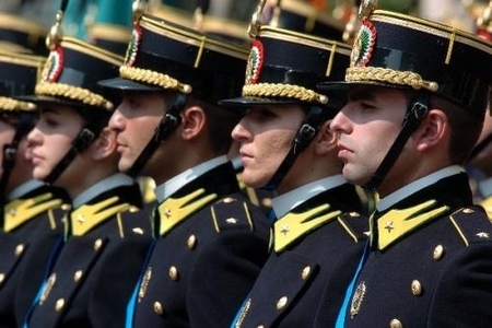 Forze armate - Ufficiali - stato - Trattamento economico - In...