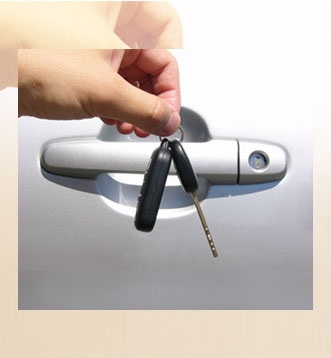 Prende a noleggio l'auto dalla Avis spa, non paga il canone m...