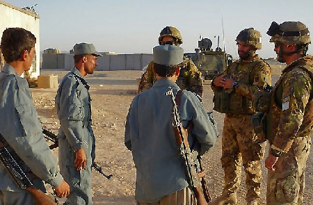 Afghanistan: maxi sequestro di esplosivi.Scoperta una fabbric...