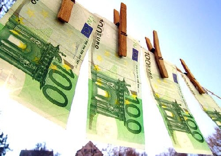 In caso di violazione delle norme antiriciclaggio è responsab...